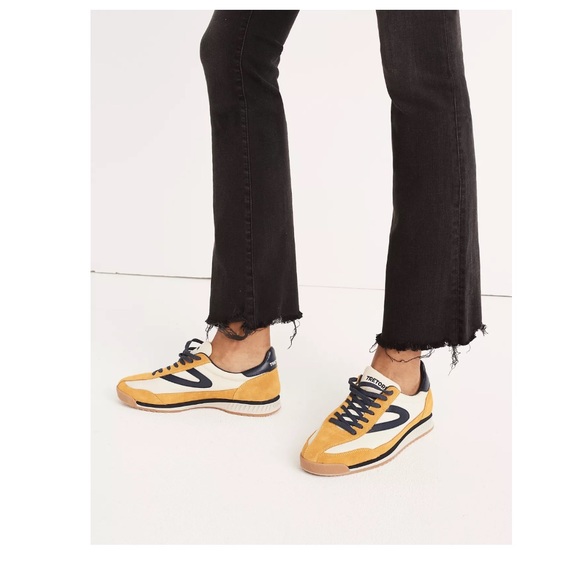 NWT Tall Cali Demi-Boot Jeans in Berkeley Black: Chewed-Hem Edition - Picture 3 of 10